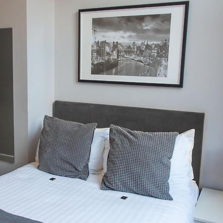 Dream Apartments City Center Newcastle ภายนอก รูปภาพ