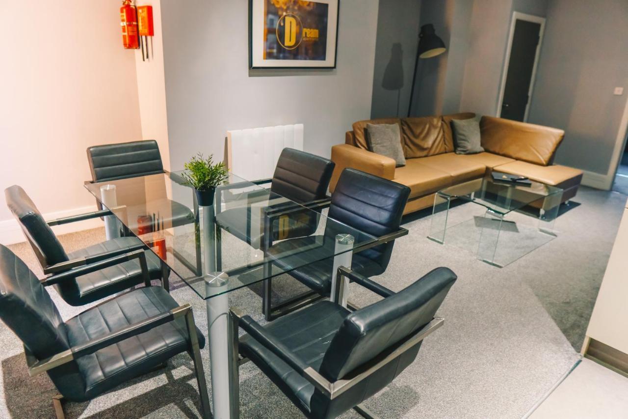 Dream Apartments City Center Newcastle ภายนอก รูปภาพ