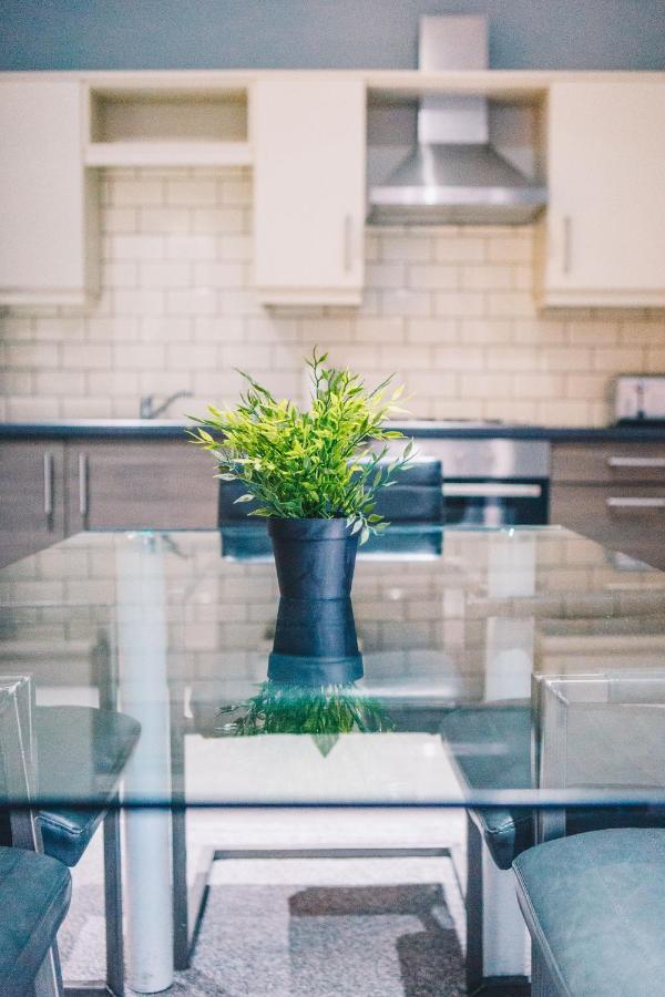 Dream Apartments City Center Newcastle ภายนอก รูปภาพ
